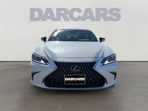 2025 Lexus ES 300h Base