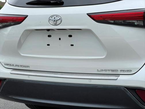 2020 Toyota Highlander Limited