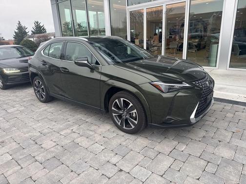 2025 Lexus UX 300h Premium