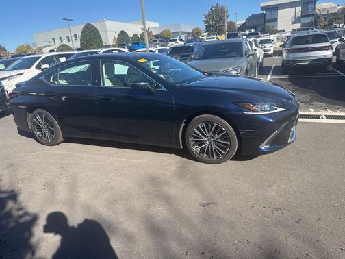 2024 Lexus ES 350 Base