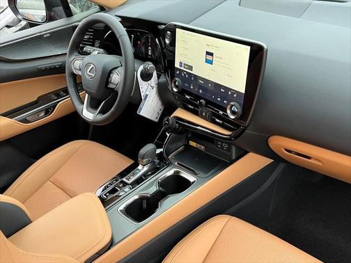2025 Lexus NX 450h+ Luxury