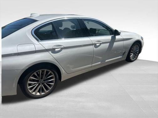 2021 BMW 530 xDrive
