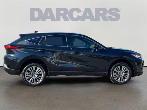2022 Toyota Venza XLE
