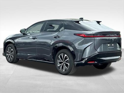 2024 Lexus RZ 450e Premium