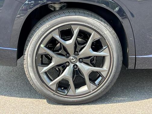 2025 Lexus TX 500h F SPORT Premium