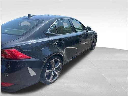 2018 Lexus IS 300 Base