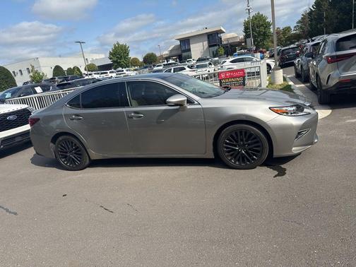 2017 Lexus ES 350 Base