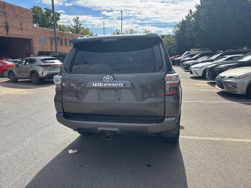 2018 Toyota 4Runner SR5