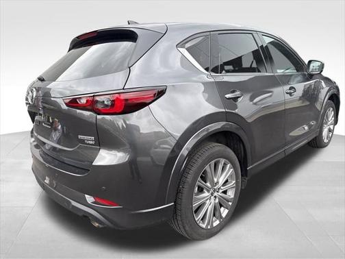 2022 Mazda CX-5 Signature