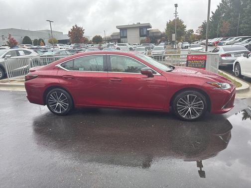 2024 Lexus ES 350 Base