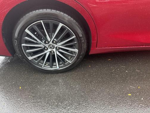 2024 Lexus ES 350 Base