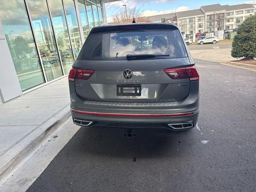 2024 Volkswagen Tiguan 2.0T SEL R-Line 4MOTION