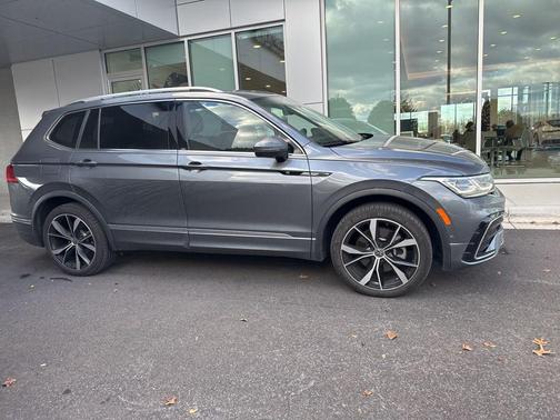2024 Volkswagen Tiguan 2.0T SEL R-Line 4MOTION