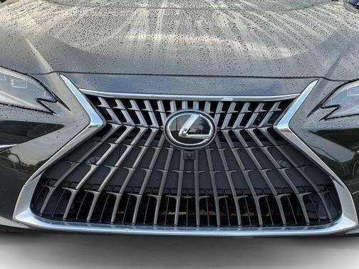 2024 Lexus ES 350 Ultra Luxury
