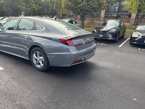 2023 Hyundai SONATA SE