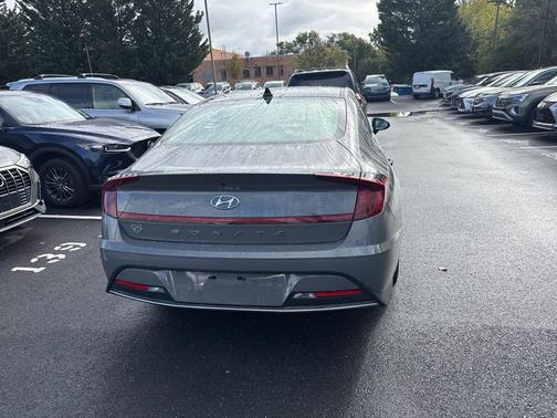 2023 Hyundai SONATA SE