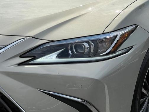2024 Lexus ES 350 Base
