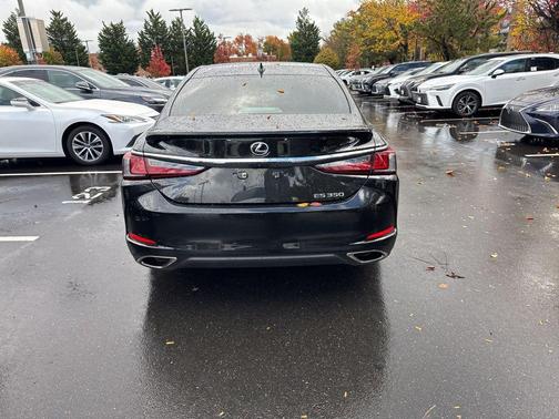 2025 Lexus ES 350 Base