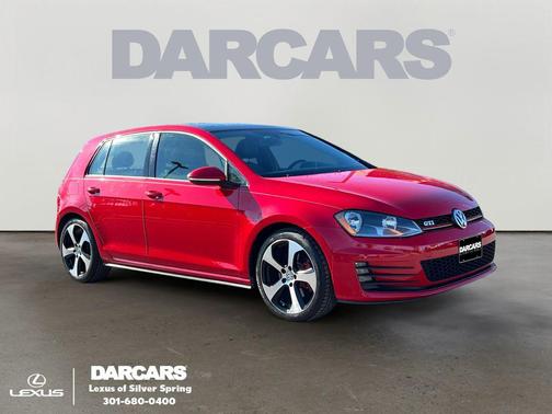2016 Volkswagen Golf GTI 2.0T SE 4-Door