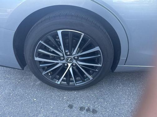 2024 Lexus ES 350 Base