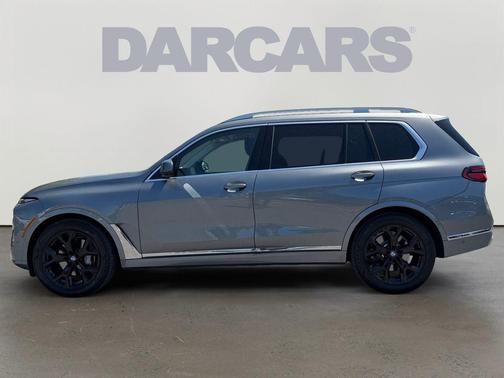 Skyscraper Grey Metallic 2025 BMW X7 xDrive40i