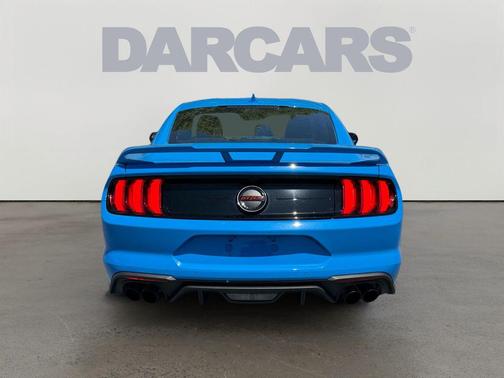 Grabber Blue Metallic 2022 Ford Mustang GT Premium