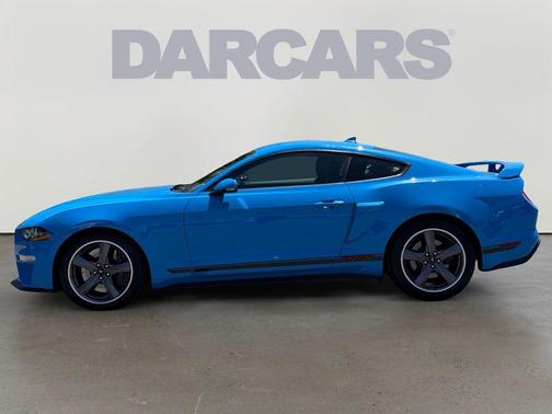 Grabber Blue Metallic 2022 Ford Mustang GT Premium