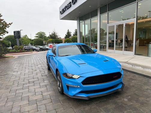 Grabber Blue Metallic 2022 Ford Mustang GT Premium