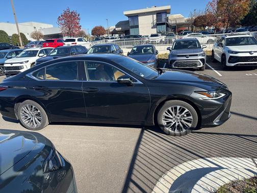 2019 Lexus ES 350 Base