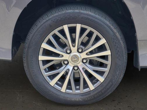 2018 Lexus LX 570 Base