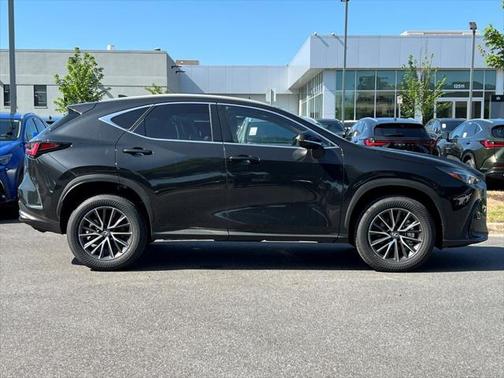 2025 Lexus NX 350h Premium