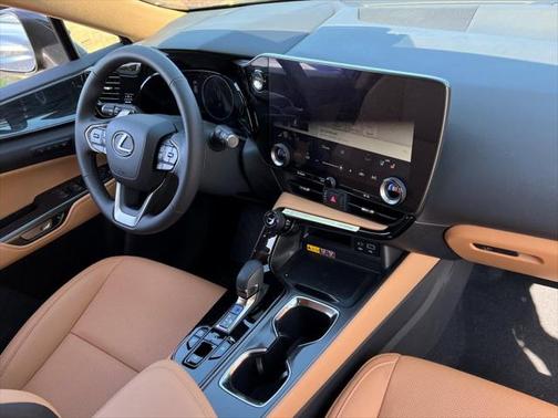 2025 Lexus NX 350h Premium