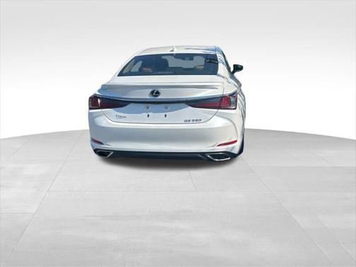 2022 Lexus ES 350 Base