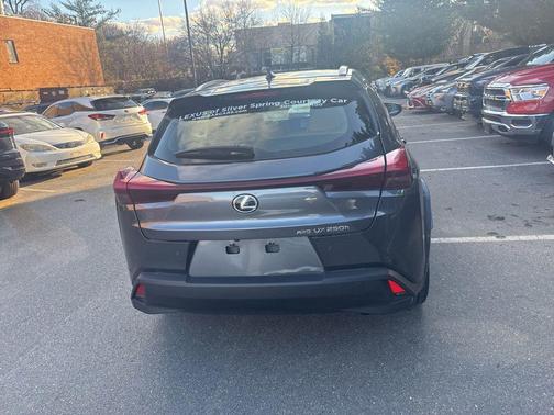 2024 Lexus UX 250h Base