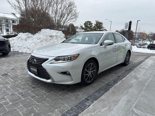 2016 Lexus ES 350 Base