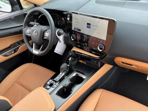 2025 Lexus NX 450h+ Luxury
