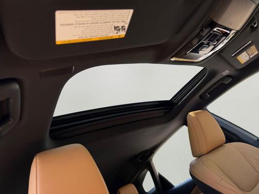 Nori Green Pearl 2026 Lexus RX 350 Premium