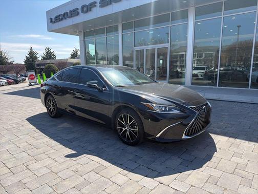2024 Lexus ES 300h Base