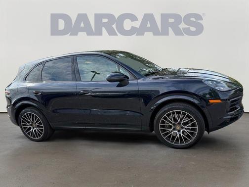 2023 Porsche Cayenne Platinum Edition
