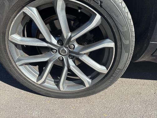 2017 Volvo XC90 T6 Inscription