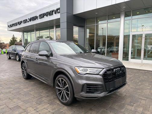 Samurai Gray Metallic 2022 Audi Q7 55 Premium Plus