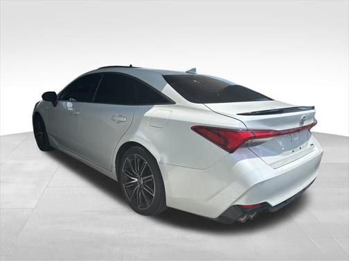 2019 Toyota Avalon XSE