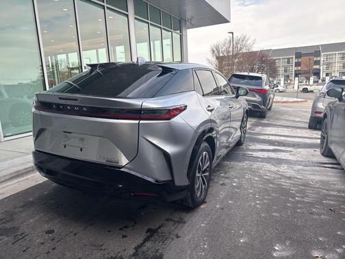 2025 Lexus RZ 450e Premium