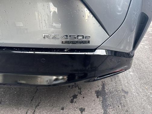 2025 Lexus RZ 450e Premium