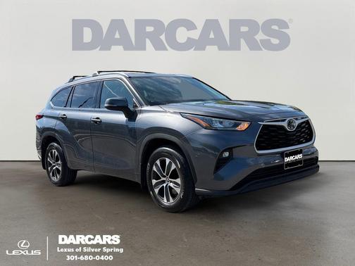 Magnetic Gray Metallic 2020 Toyota Highlander XLE