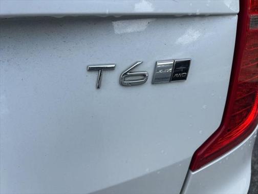 2018 Volvo XC90 T6 Inscription