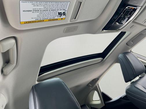 2026 Lexus NX 450h+ Luxury