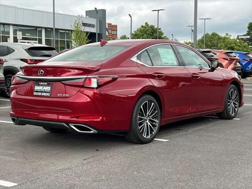 2025 Lexus ES 350 Base