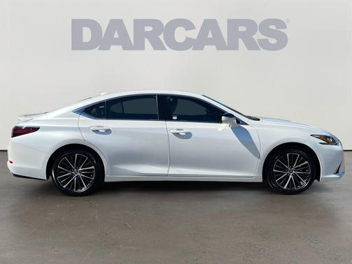 2025 Lexus ES 350 Base