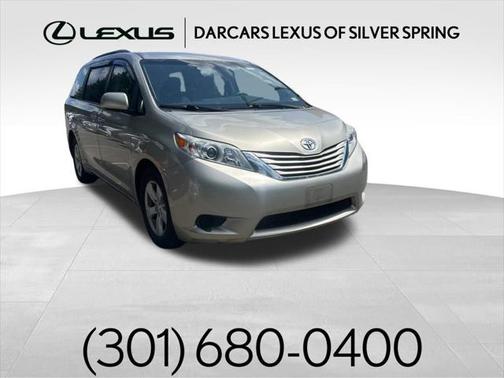 2017 Toyota Sienna LE